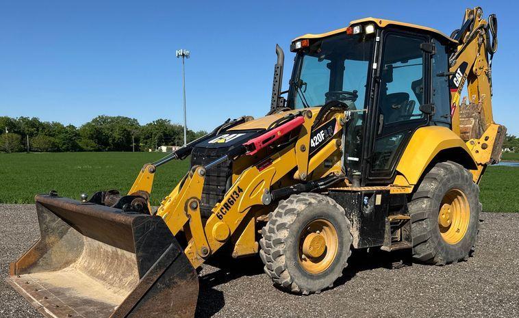 2016 Caterpillar 420F2 IT